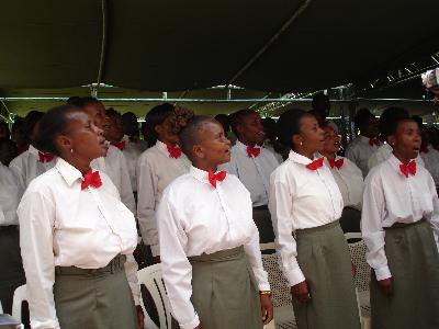 Askofu3.jpg (21473 Byte)