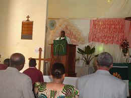 Harusi Hellen6.JPG (25541 Byte)