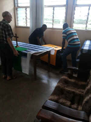 20160209_091701.jpg (60168 bytes)