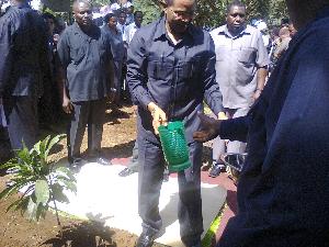 Photo0147.jpg (20052 bytes)