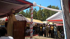 WP_20170115_10_36_45_Pro.jpg (90788 bytes)