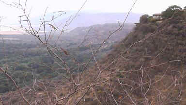 Karatu0.JPG (34837 Byte)