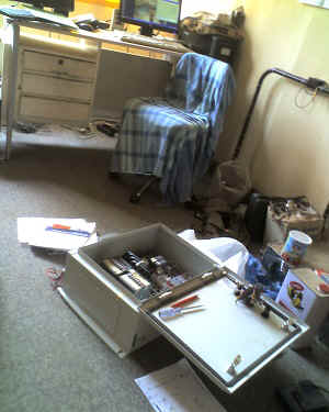 17-09-15_1243.jpg (53983 bytes)