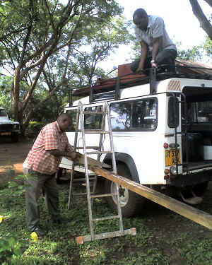 15-06-16_1010.jpg (78990 bytes)