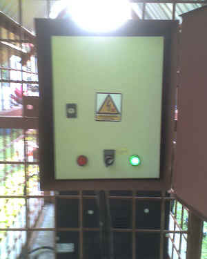 15-06-16_1728.jpg (37657 bytes)