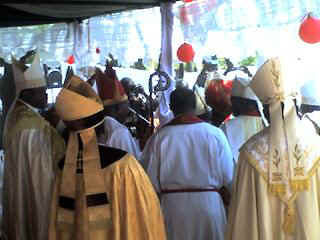 Kumingiza_kazini.JPG (21611 Byte)