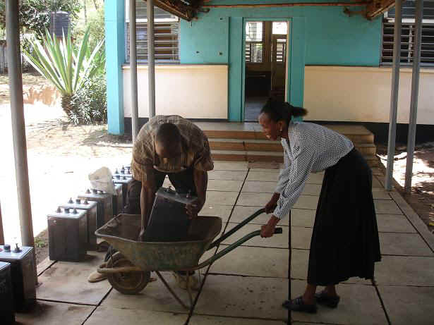 Batt1.JPG (34887 Byte)