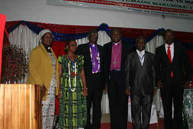 MkuuMpya2.JPG (37030 bytes)