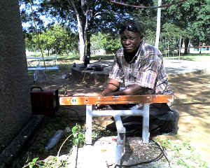 12-07-12_1439.jpg (76943 bytes)